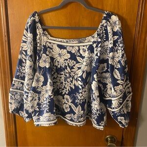 C&C California Navy and White Floral Linen Blouse